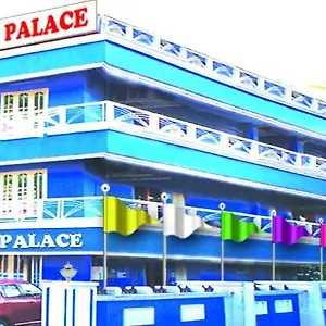 Capsule hotel Madonna Palace